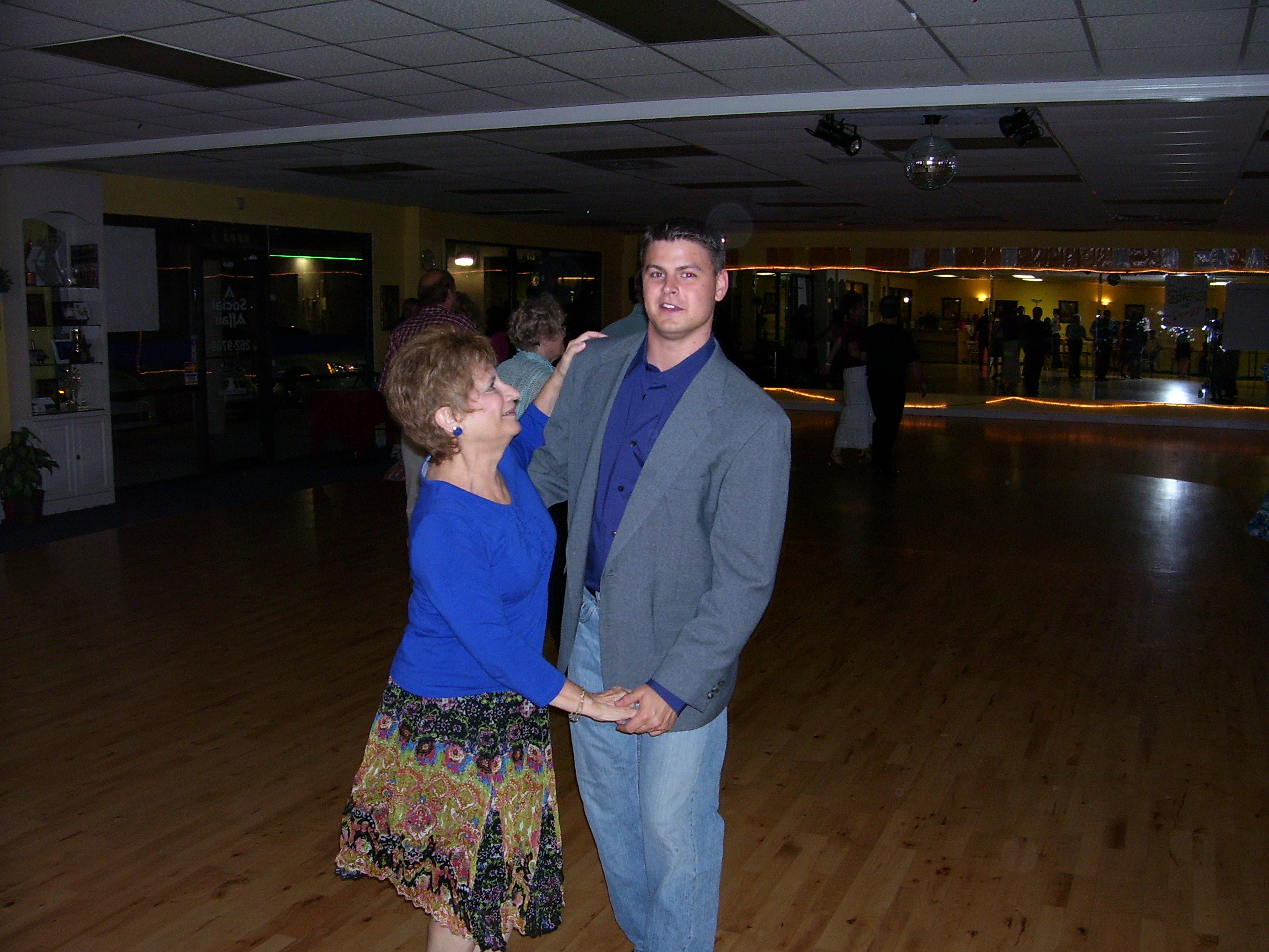 septdanceparty005.jpg